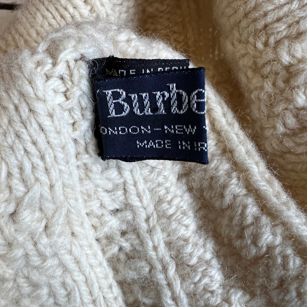 Vintage 80s Burberrys Irish Wool Diamond Cable Knit Fair Isle Beanie Hat - Picture 7 of 9